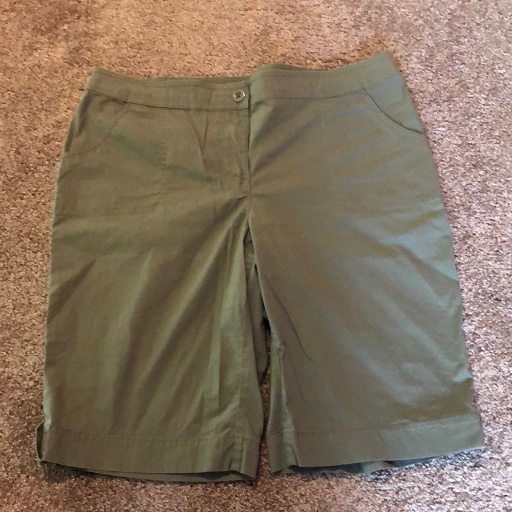 Chico’s Khaki Green Shorts